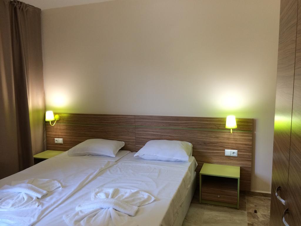 Tm Deluxe Hotel Sunny Beach Habitación foto