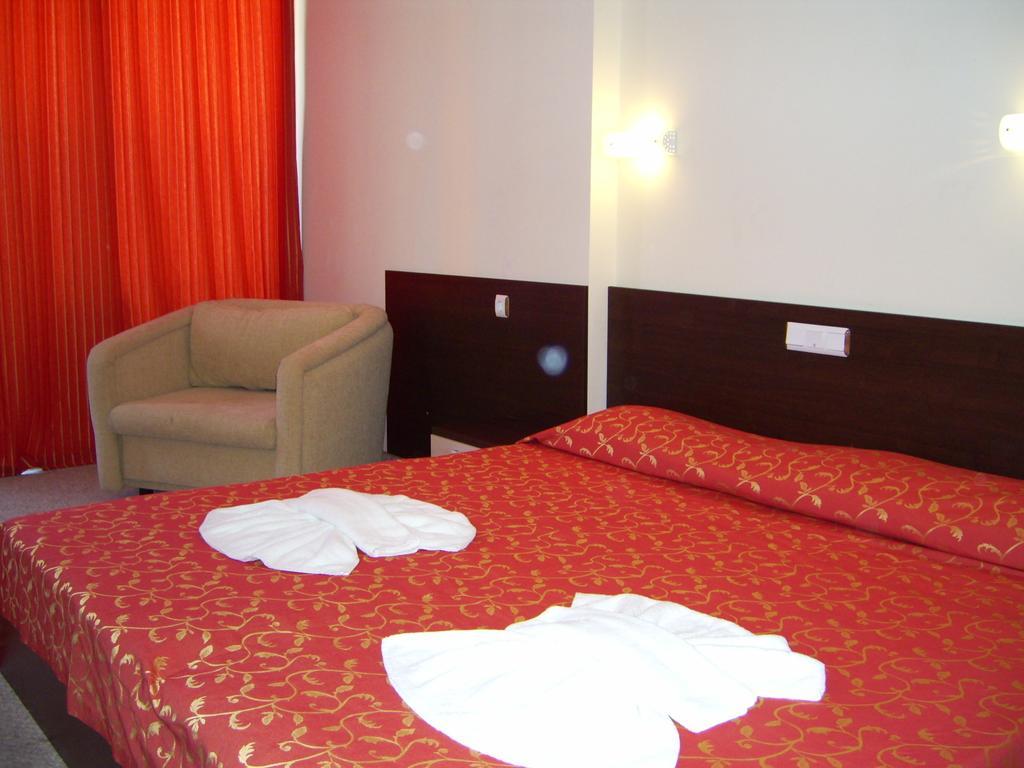 Tm Deluxe Hotel Sunny Beach Habitación foto